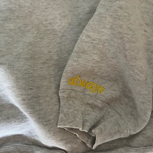 The Mayfair Group sweatshirt - Picture 2 of 3